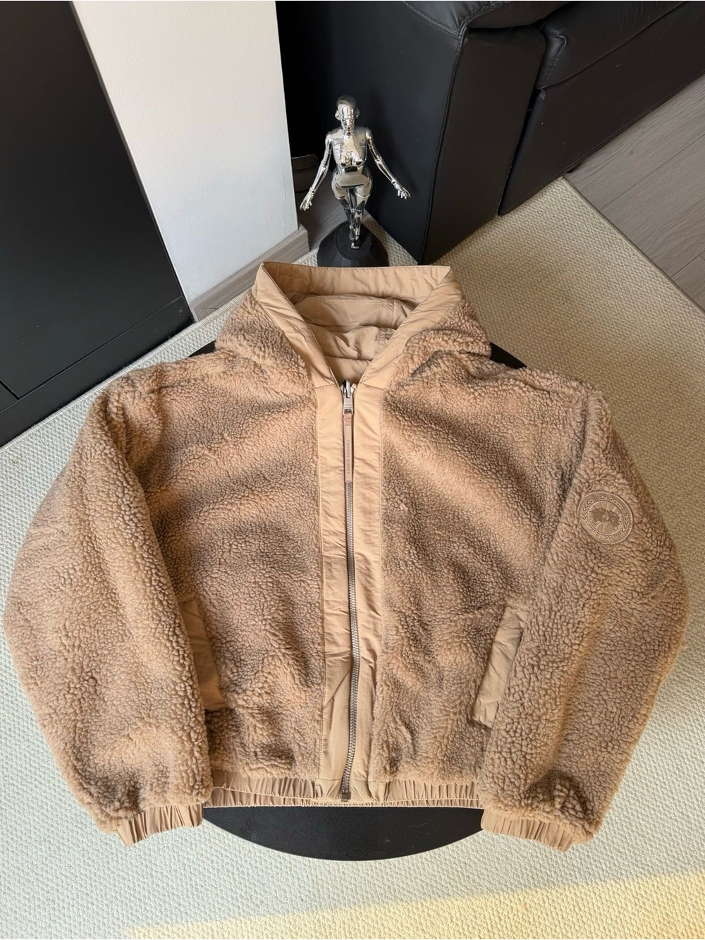 Canada Goose Women's Tan Sherpa Puffer Jacket with Hood🎀
